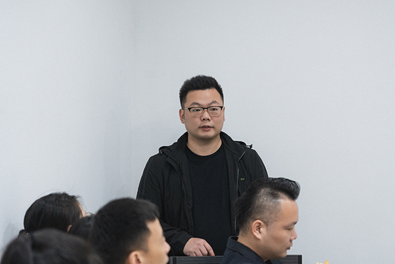 嚴總.png 嚴總.png